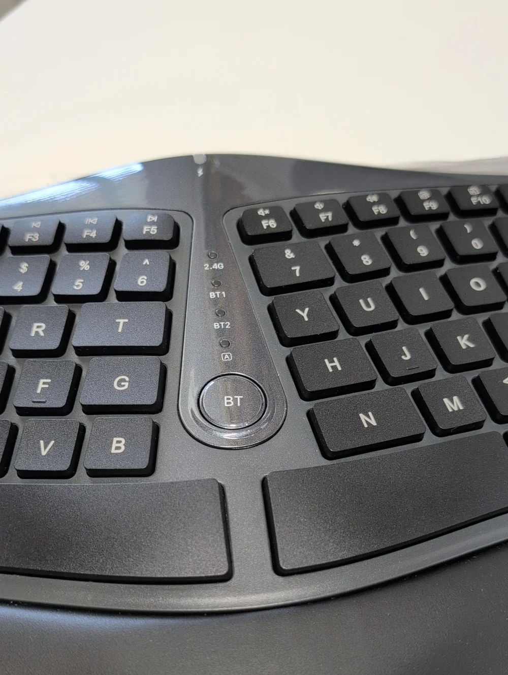 Delux GM901 Ergonomic Split Keyboard - Black. (95)